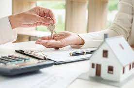 How a Lessor of Real Estate Manages Property Value Over Time
