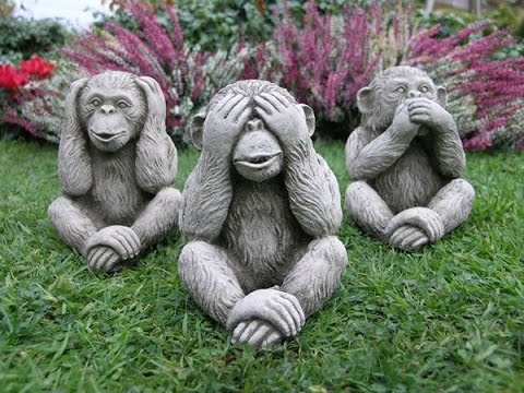 Factors that will lead you to buy right garden ornaments for your lawn